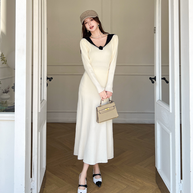 Long sleeve France style slim knitted tender dress