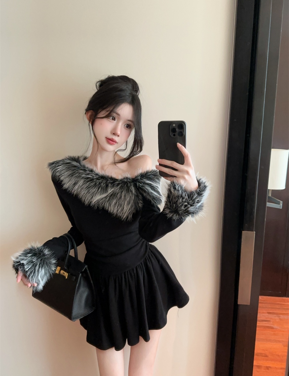 Strapless autumn and winter pinched waist dress