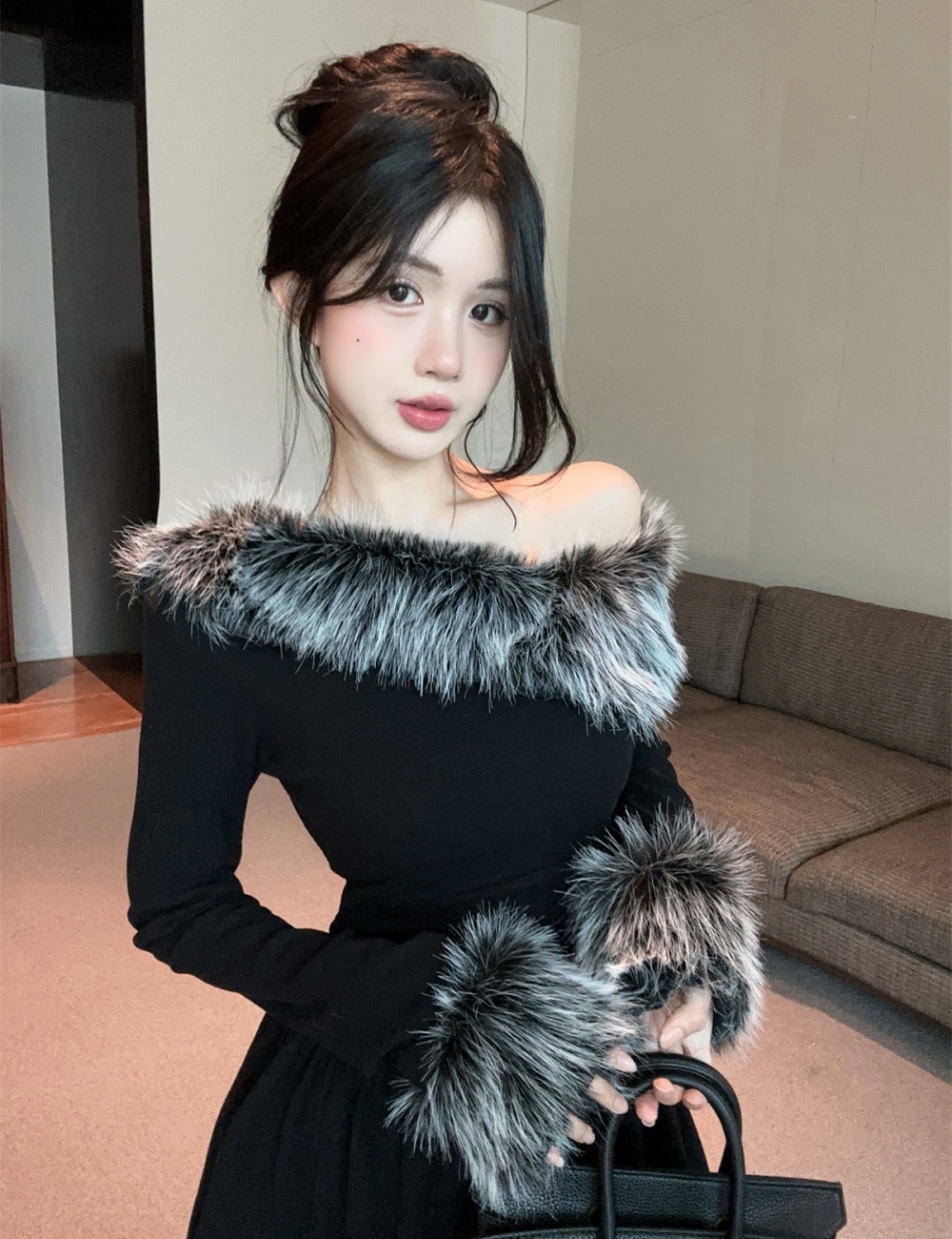 Strapless autumn and winter pinched waist dress