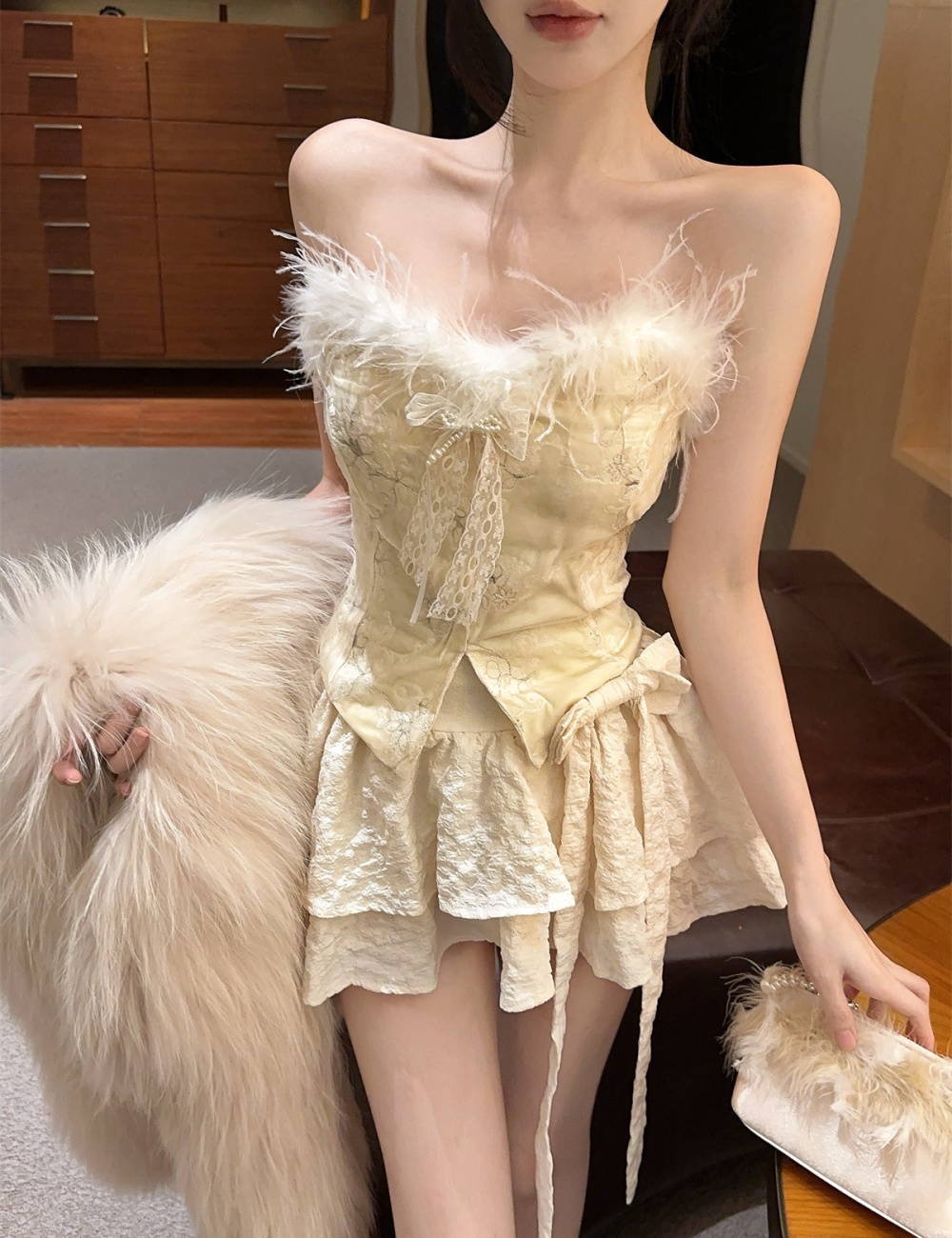 Embroidery enticement tops sweet bow puff skirt a set