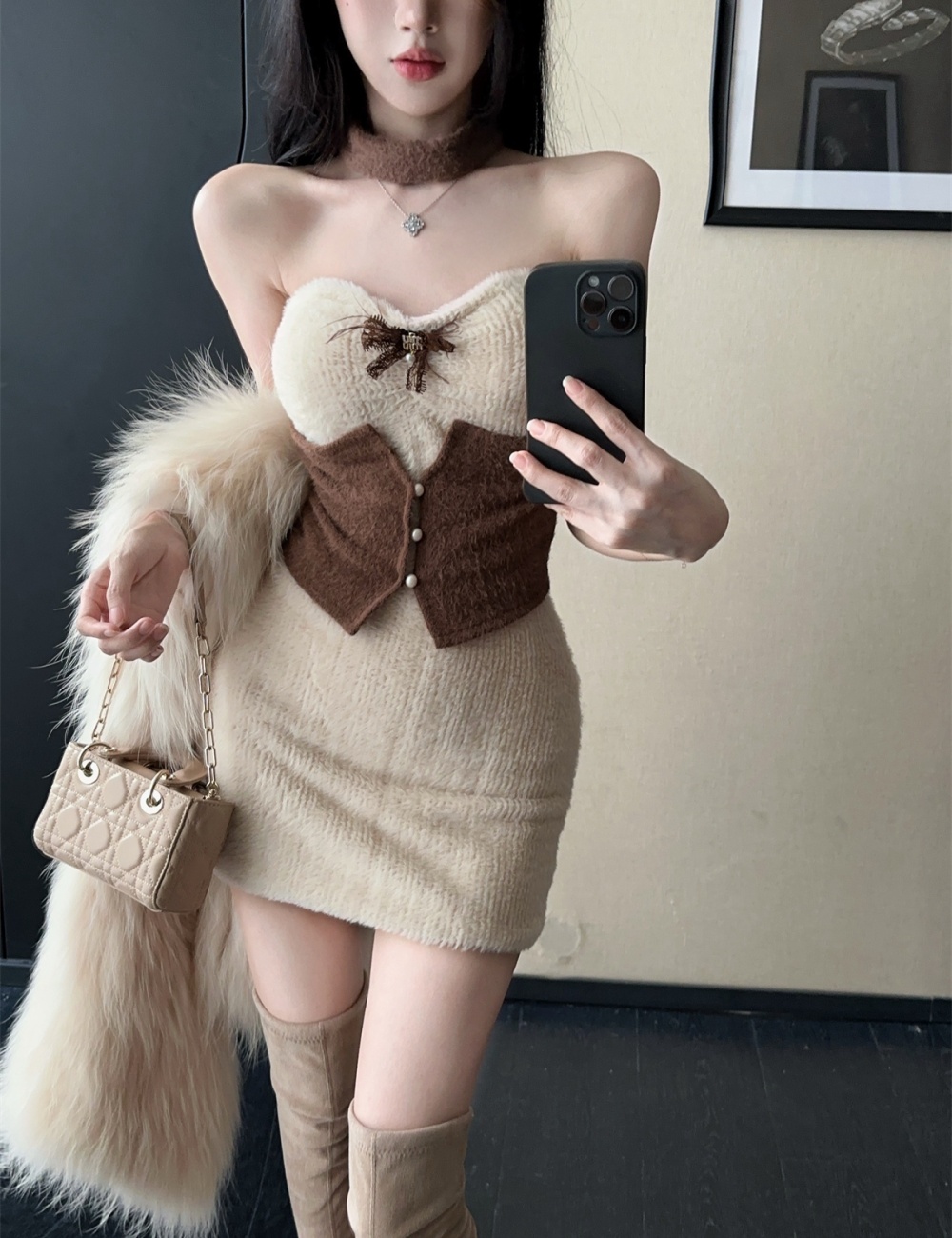 Fluffy outdoor sports enticement dress