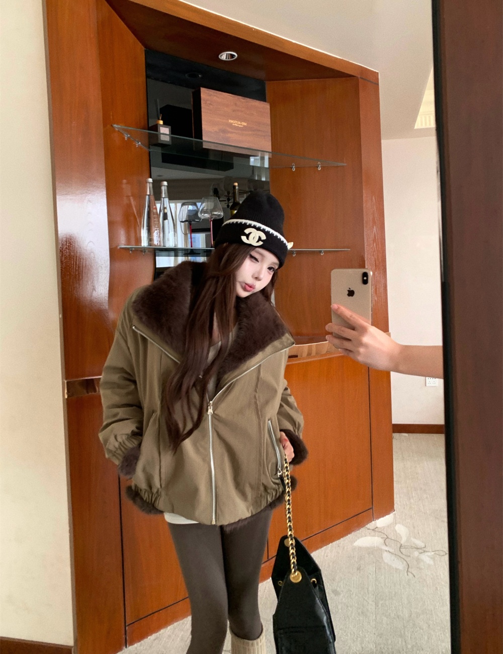 Autumn and winter large fur collar fur coat thick coat