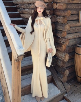 Knitted cloak inside the ride dress 2pcs set