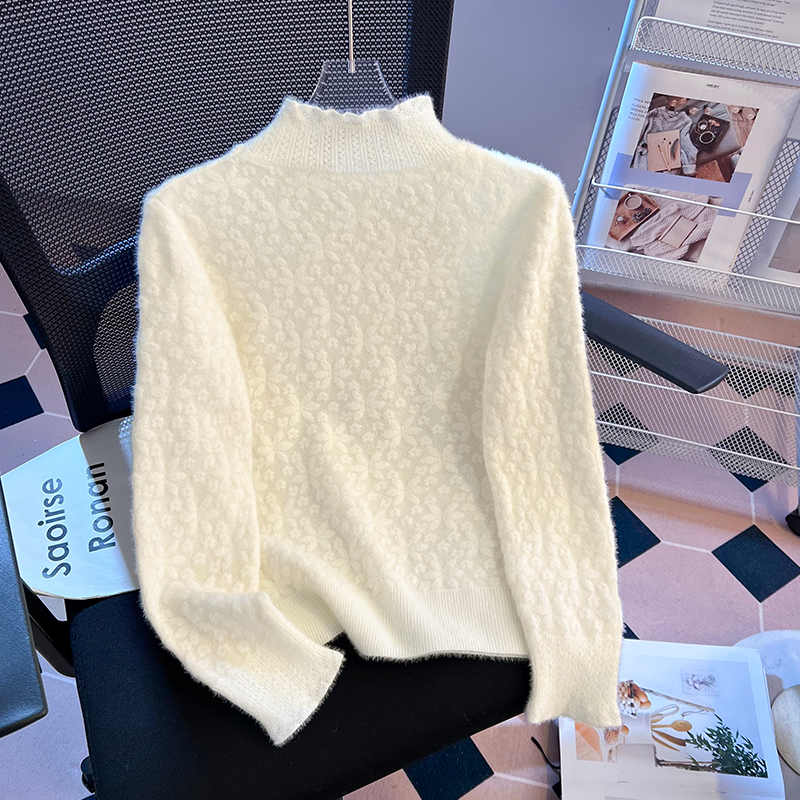 Splice tender crochet lace sweater