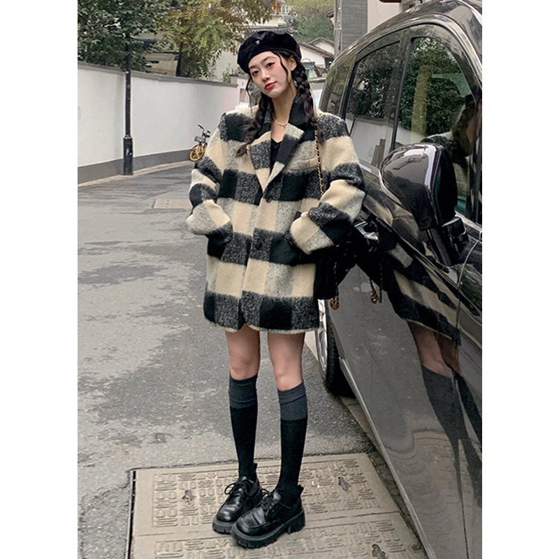 Chanelstyle plaid woolen coat autumn and winter coat