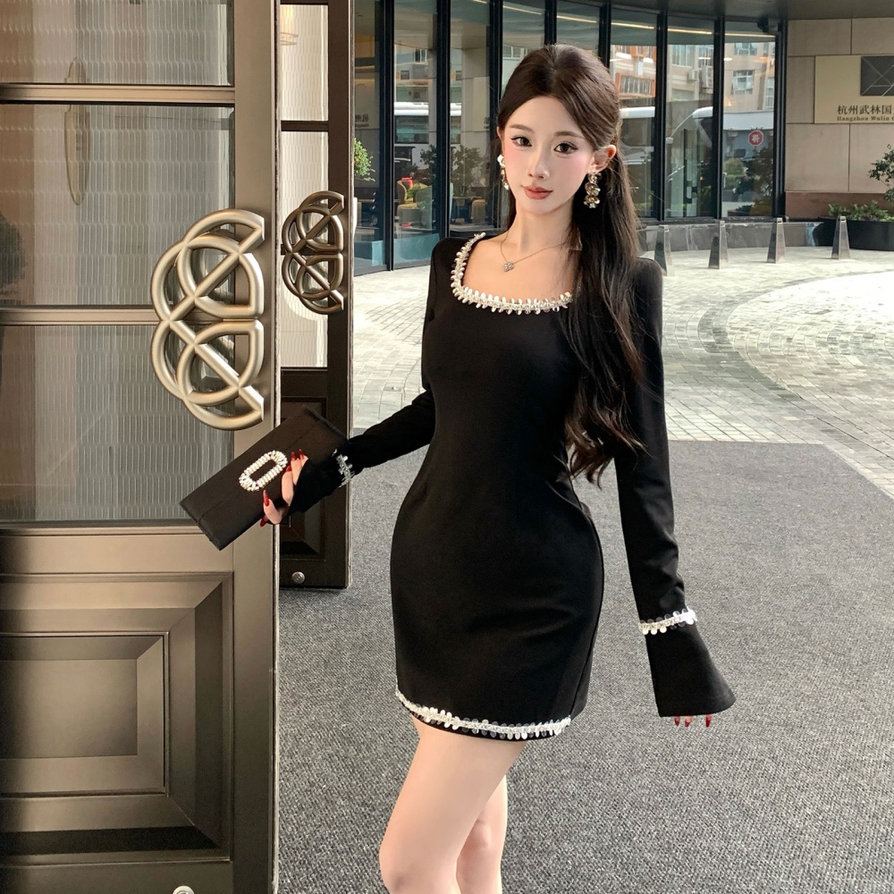 Long sleeve autumn and winter pinched waist dress