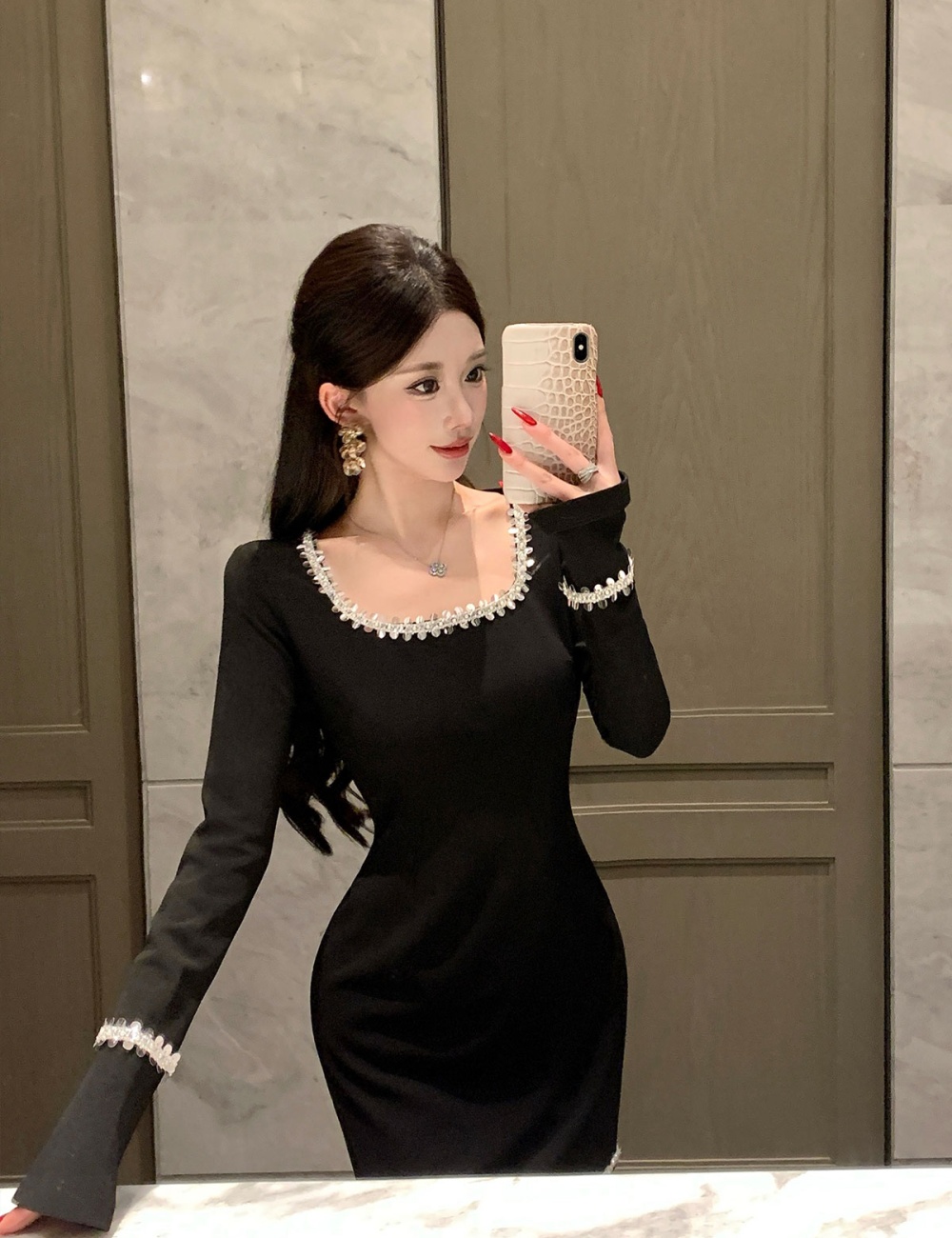 Long sleeve autumn and winter pinched waist dress
