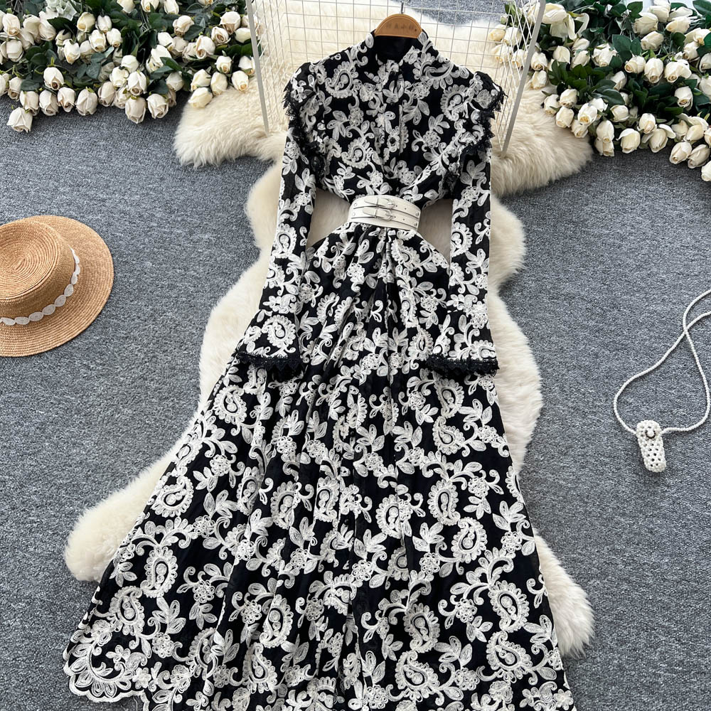 Lace splice light luxury bandage dress