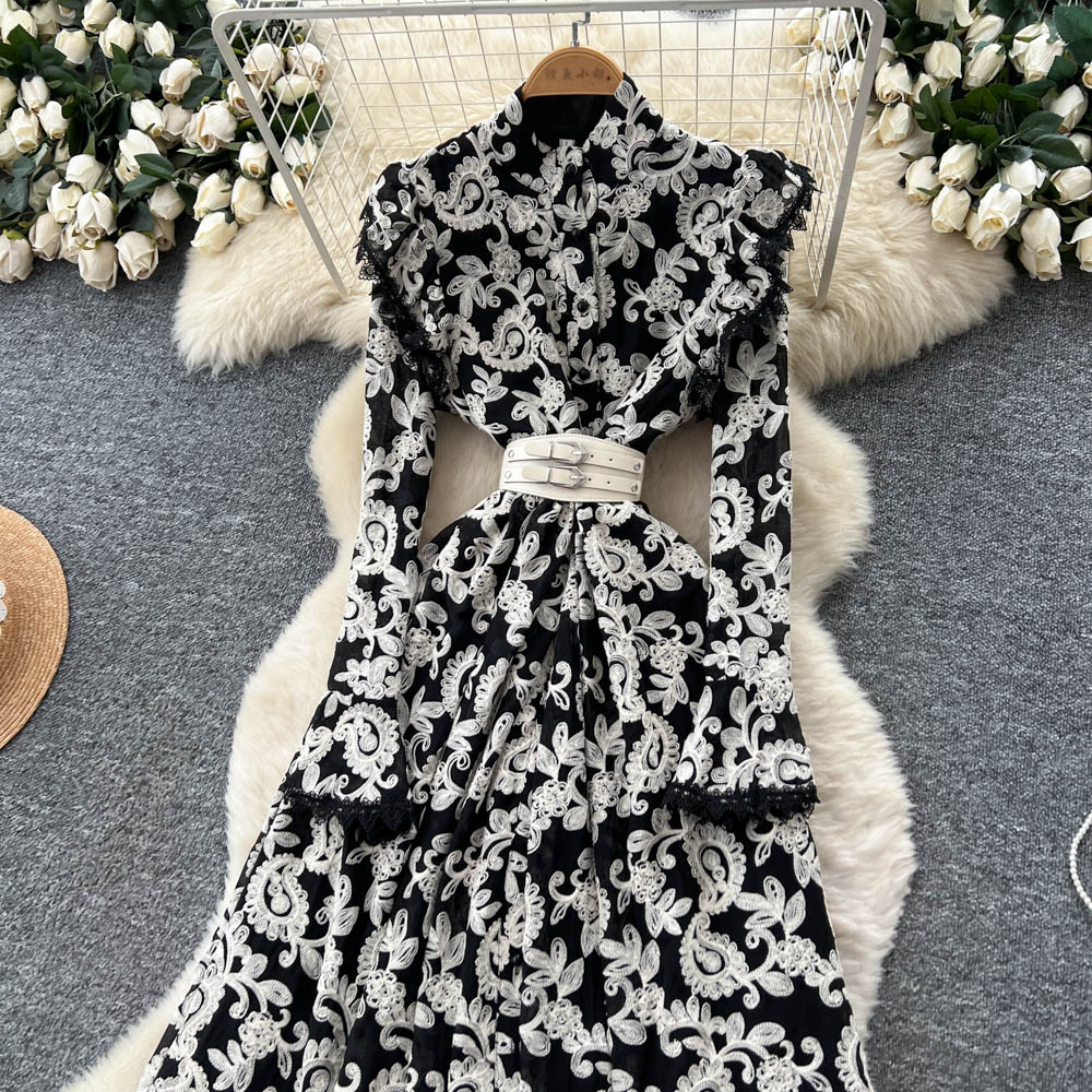 Lace splice light luxury bandage dress