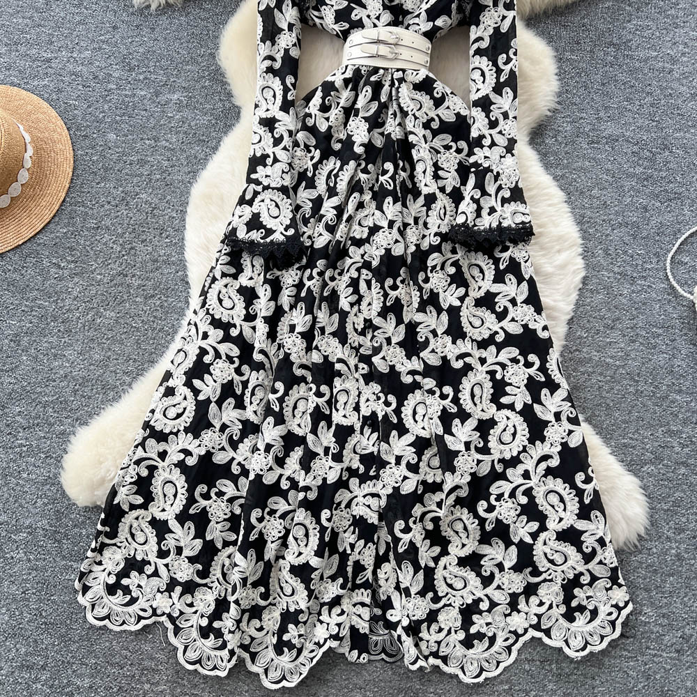 Lace splice light luxury bandage dress