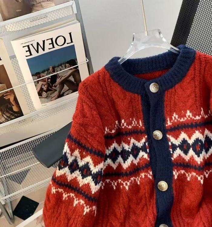 Twist lazy cardigan bottoming sweater for women