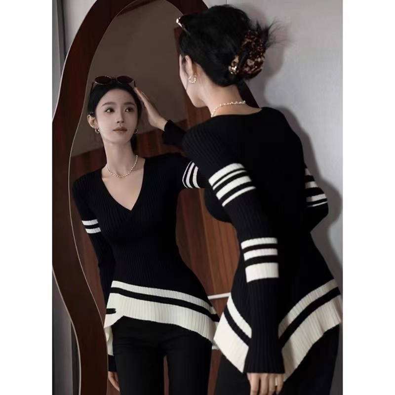Irregular unique black tops temperament autumn sweater