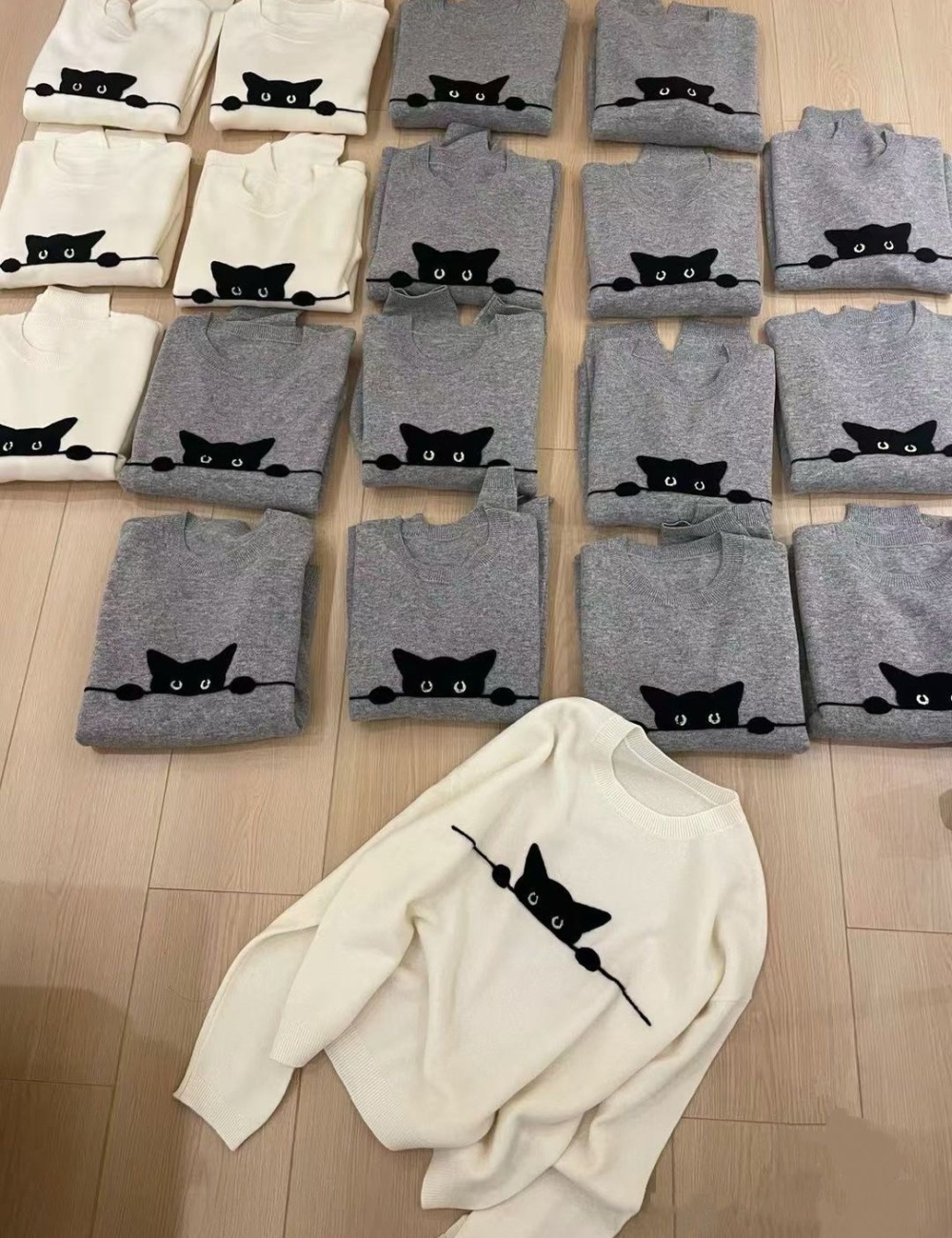 Large yard Western style bottoming sweater for women