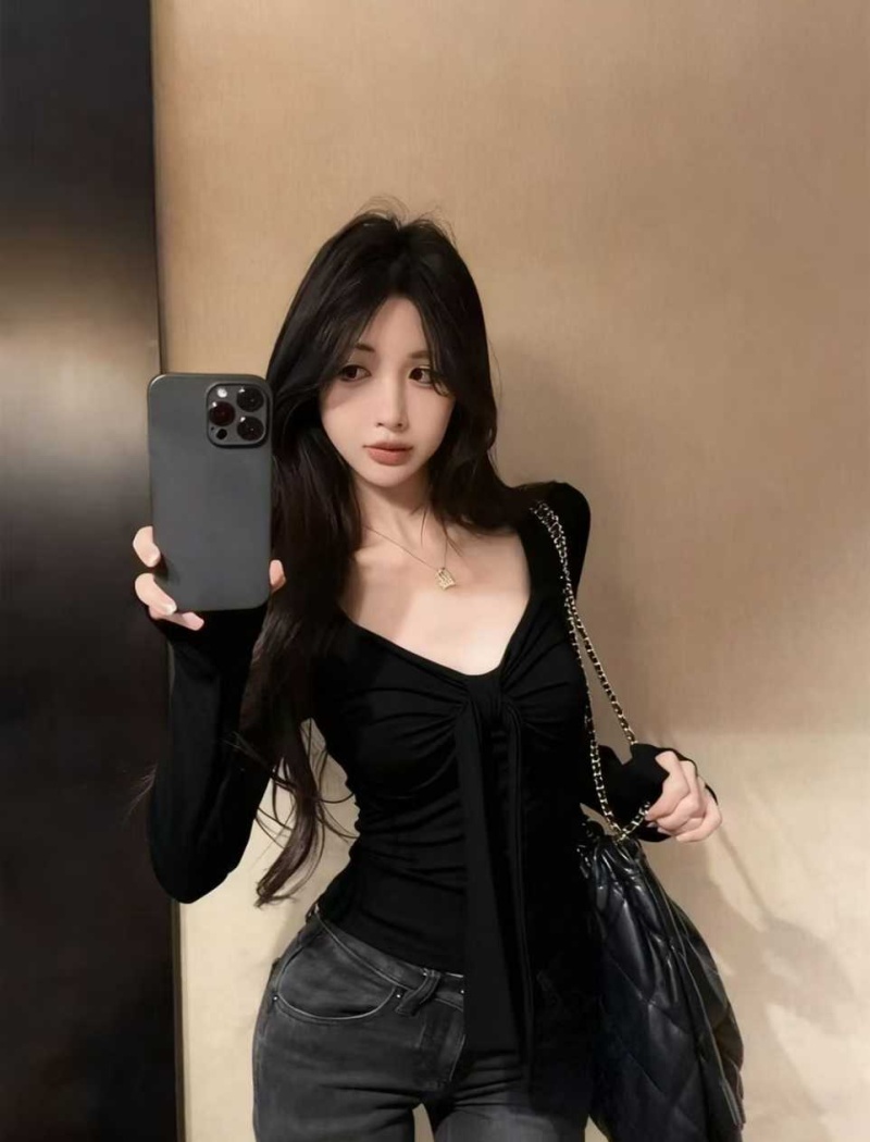 Autumn and winter T-shirt slim tops for women