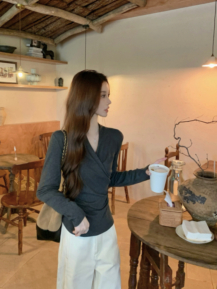 Dark-gray simple T-shirt autumn and winter V-neck tops