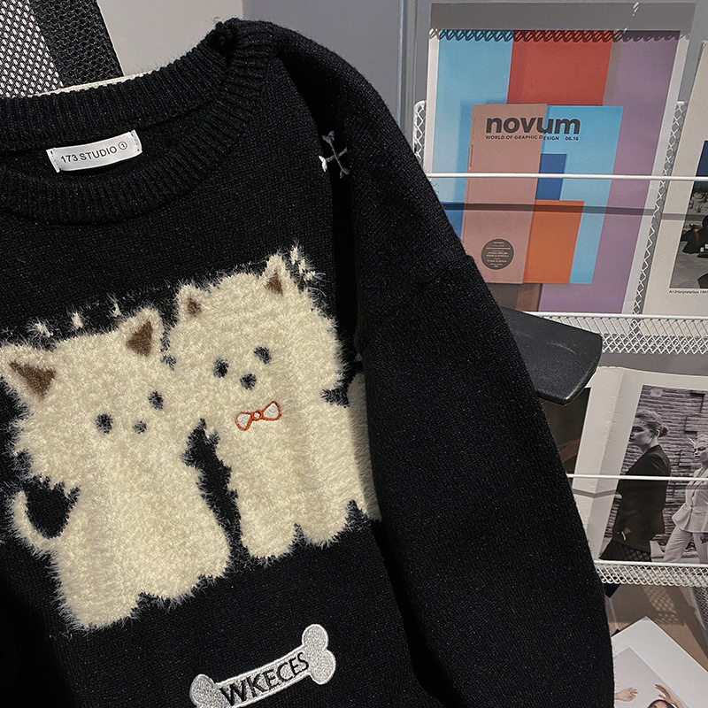 Embroidered flowers thermal sweater bottoming tops for women