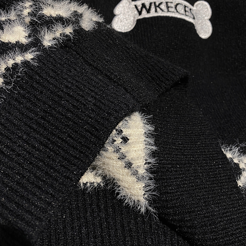 Embroidered flowers thermal sweater bottoming tops for women