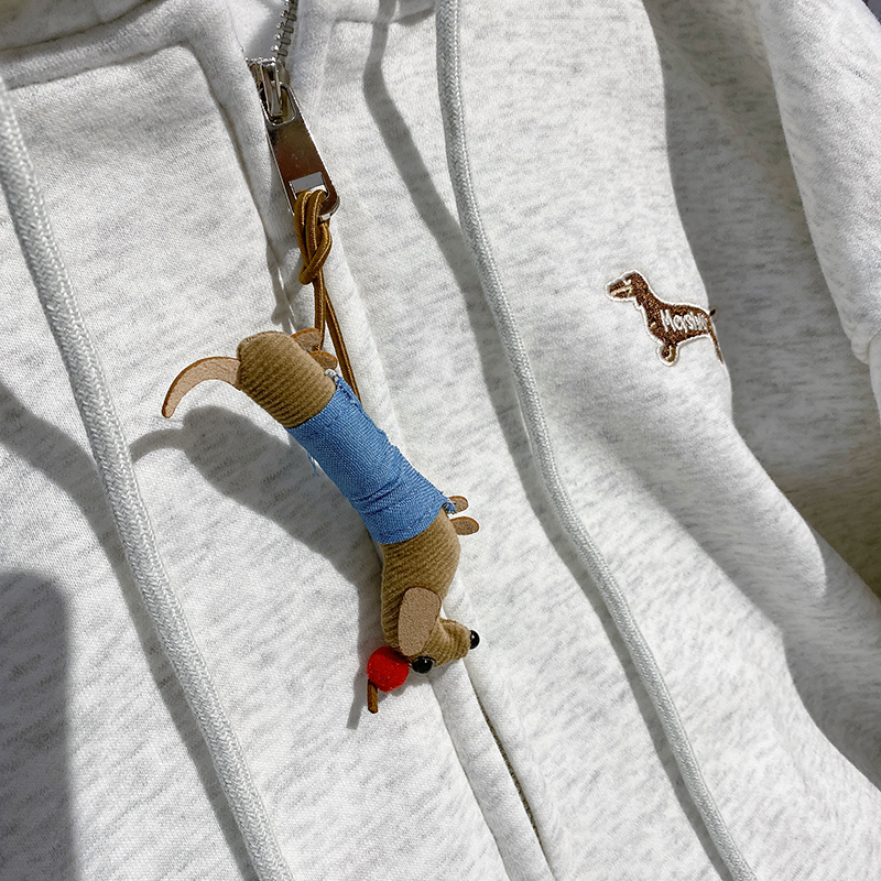 Couples loose tops plus velvet cardigan