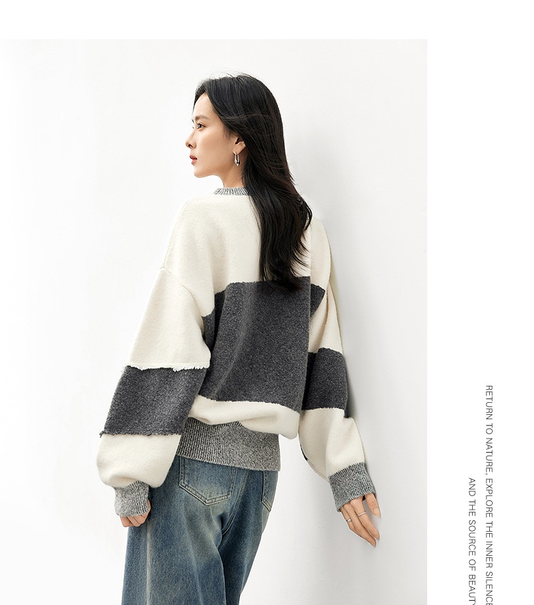 Blending round neck winter splice sweater for women