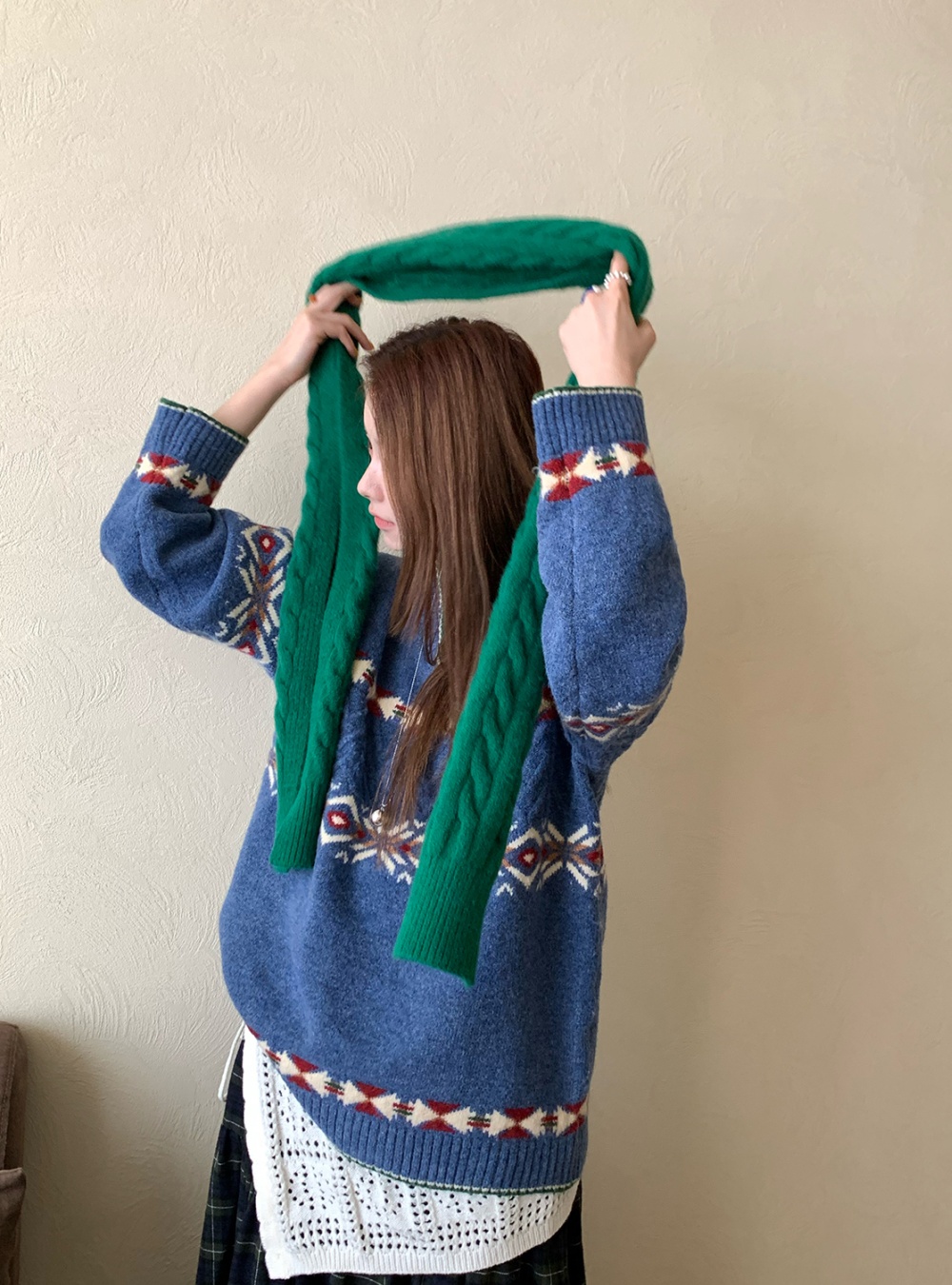 Totem sweet jacquard thick V-neck sweater for women