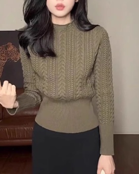 Pinched waist high waist sweater inside the ride tops