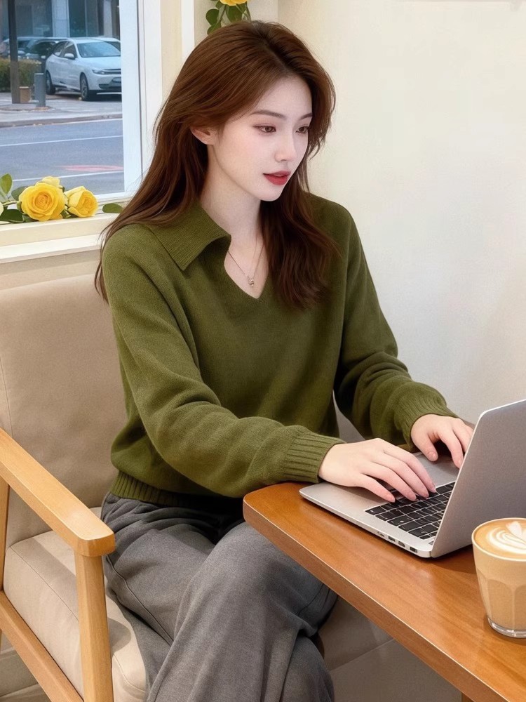 Green lazy loose long sleeve winter sweater for women