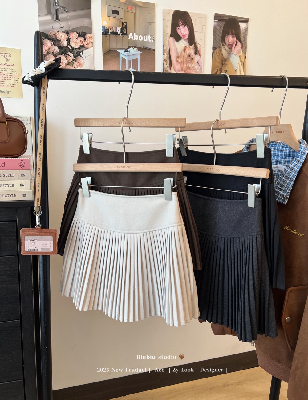 Pleated woolen short skirt high waist autumn and winter skirt