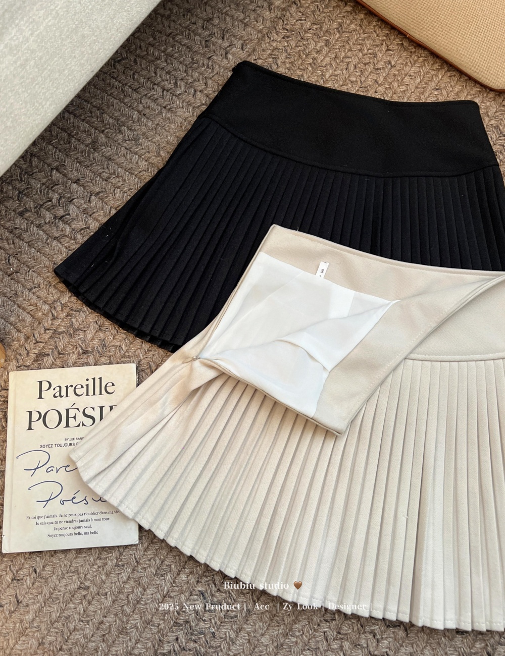 Pleated woolen short skirt high waist autumn and winter skirt