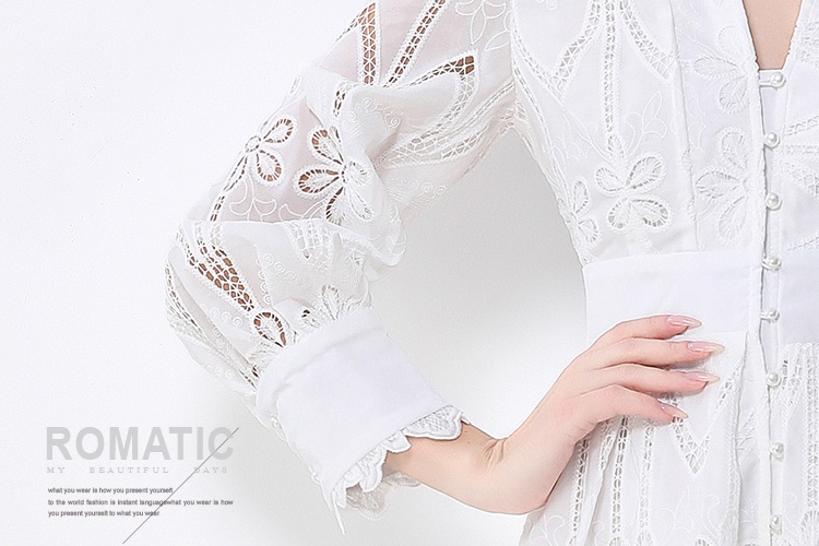 Single-breasted niche pinched waist embroidery dress for women