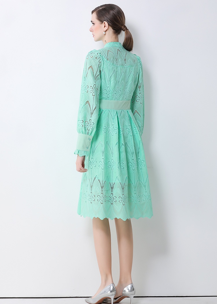 Single-breasted niche pinched waist embroidery dress for women