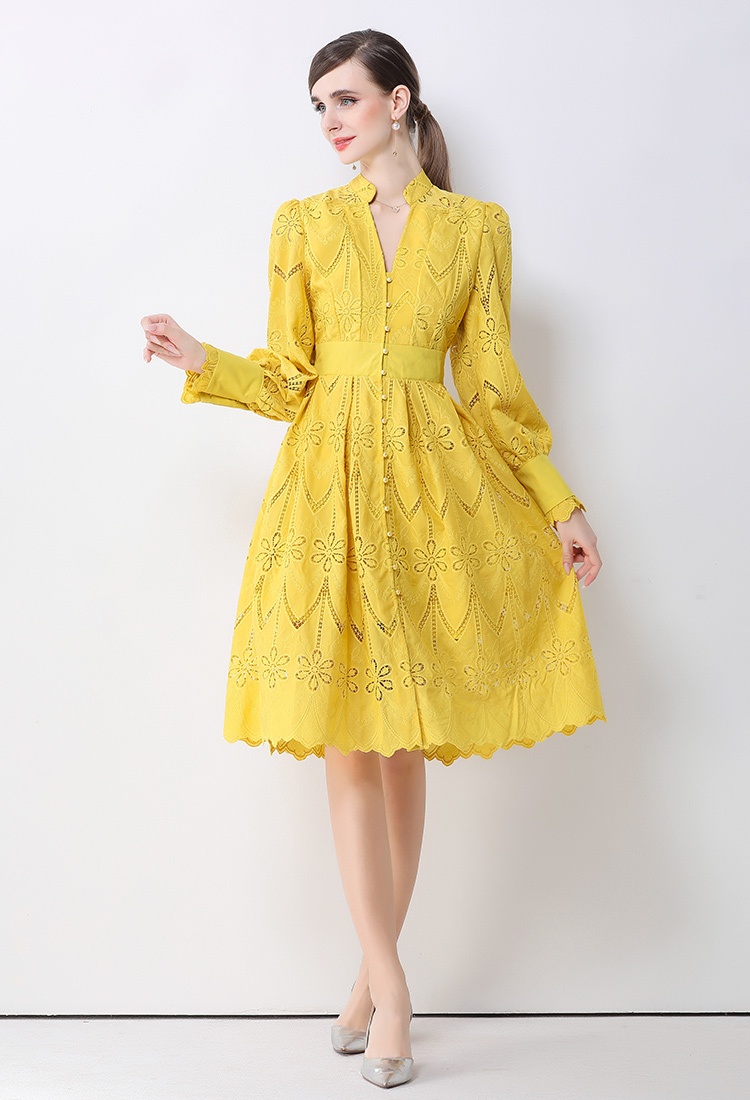 Single-breasted niche pinched waist embroidery dress for women