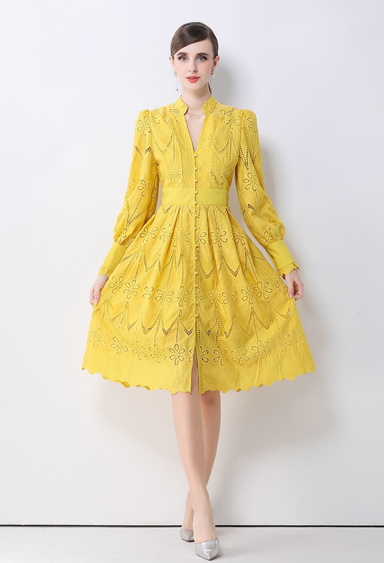 Single-breasted niche pinched waist embroidery dress for women