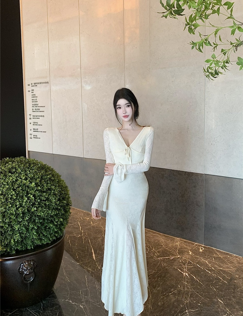 Trumpet sleeves dress temperament long dress