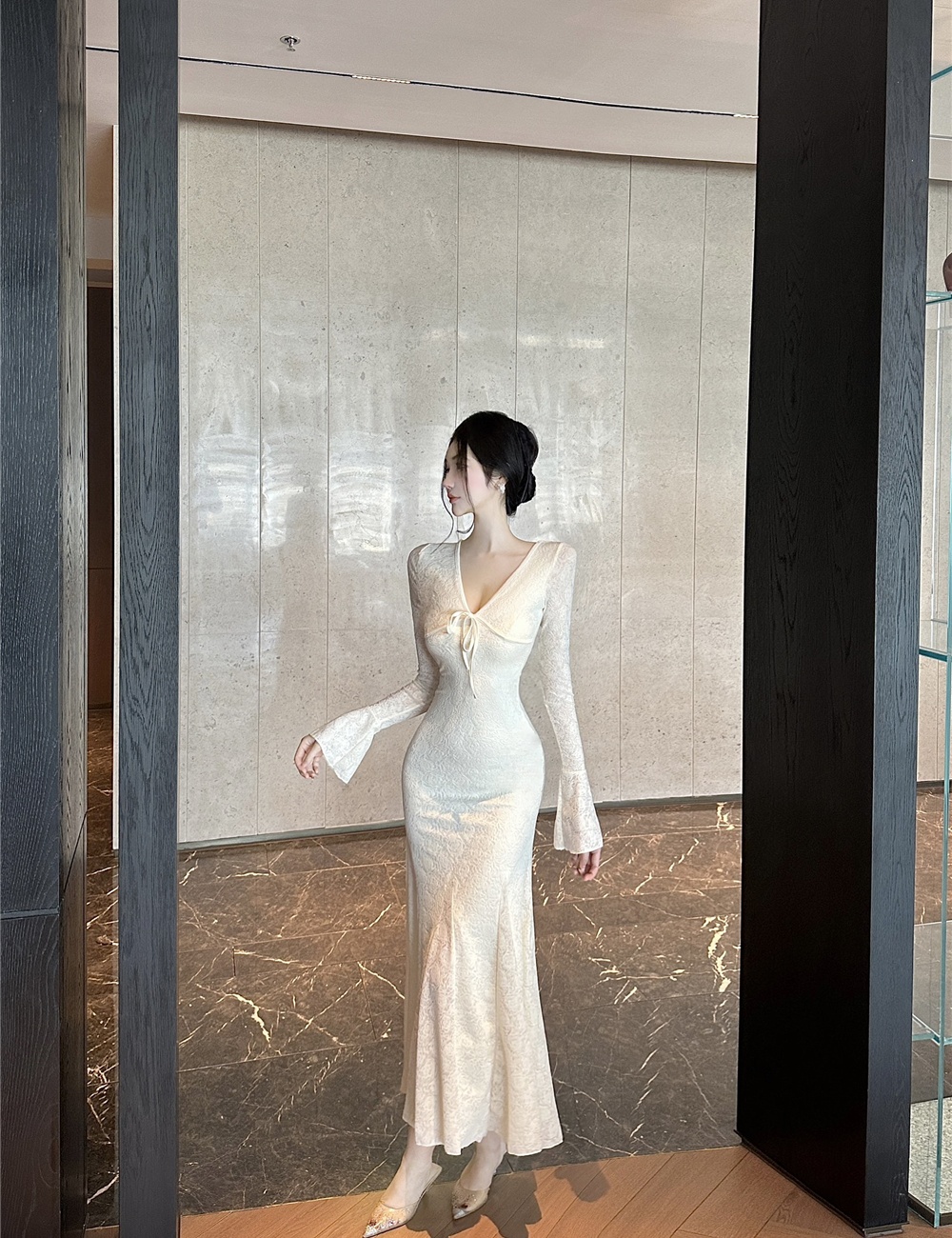 Trumpet sleeves dress temperament long dress