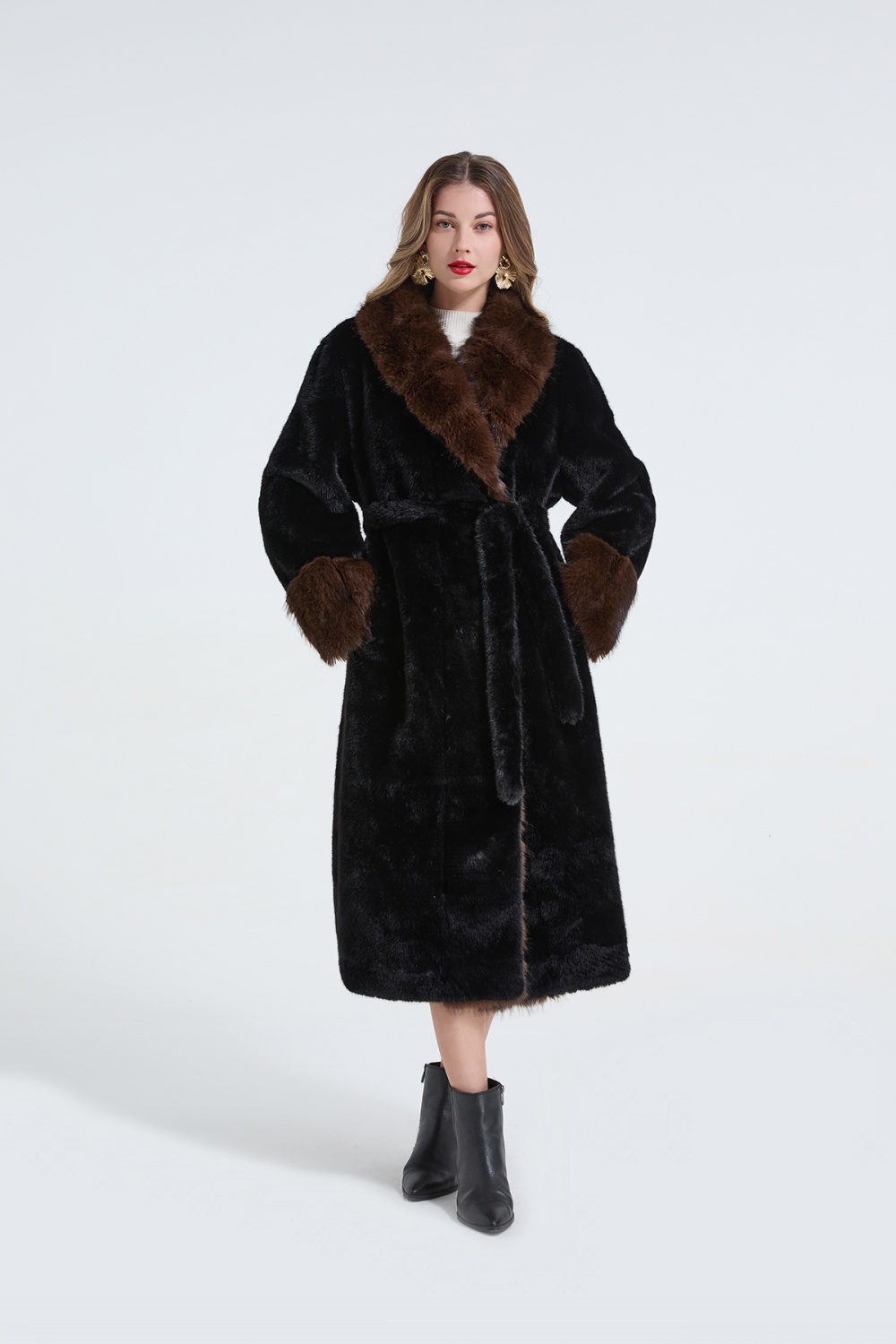 Large fur collar elegant coat long fur coat