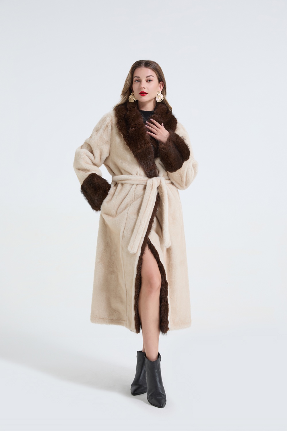 Large fur collar elegant coat long fur coat