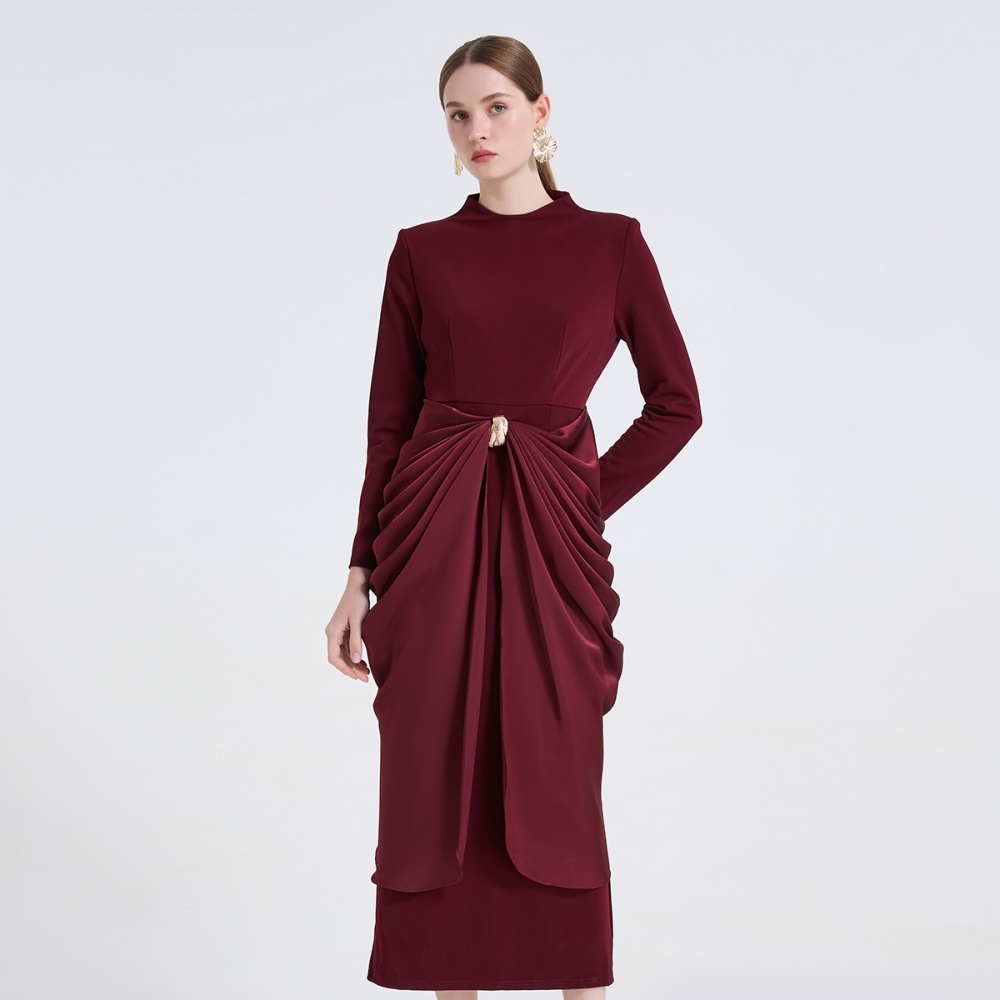 Slim metal buckles decoration dress fold long dress