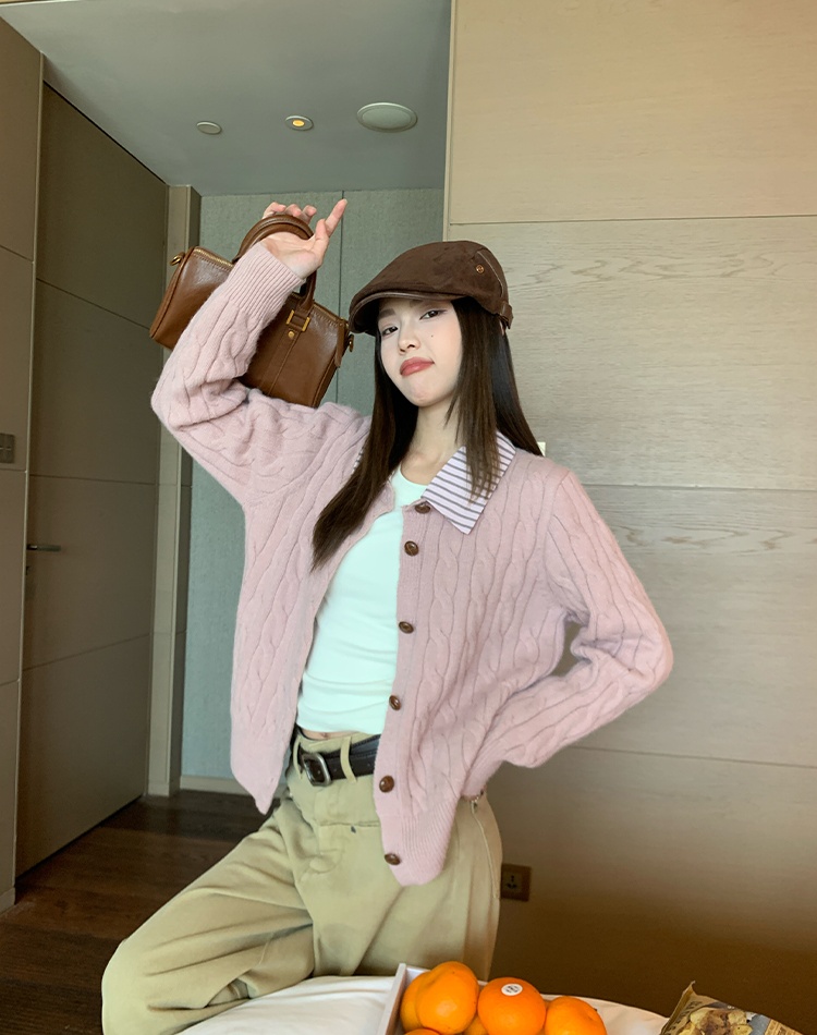 Pseudo-two pink cardigan knitted coat for women