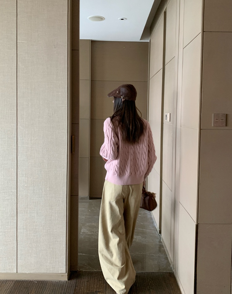 Pseudo-two pink cardigan knitted coat for women