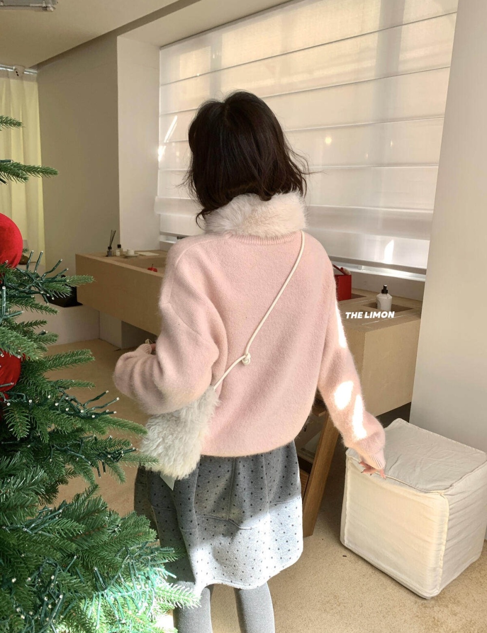 Plush collar thermal slim red sweater for women