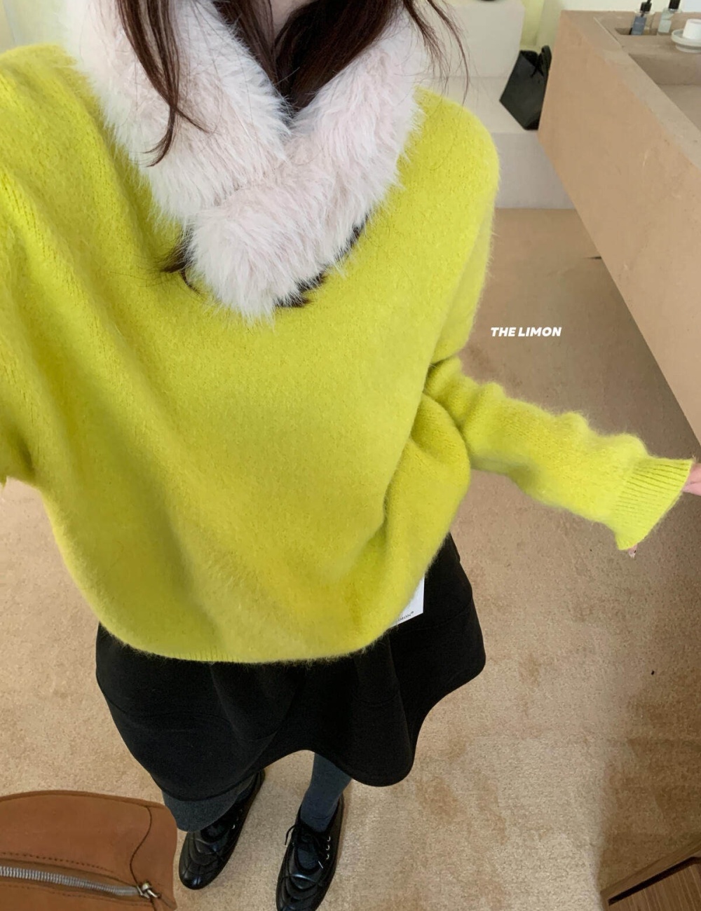 Plush collar thermal slim red sweater for women