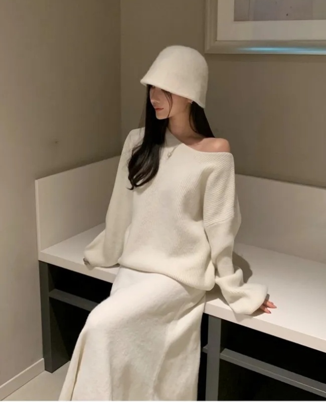 Slim fashion sweater all-match skirt a set for women