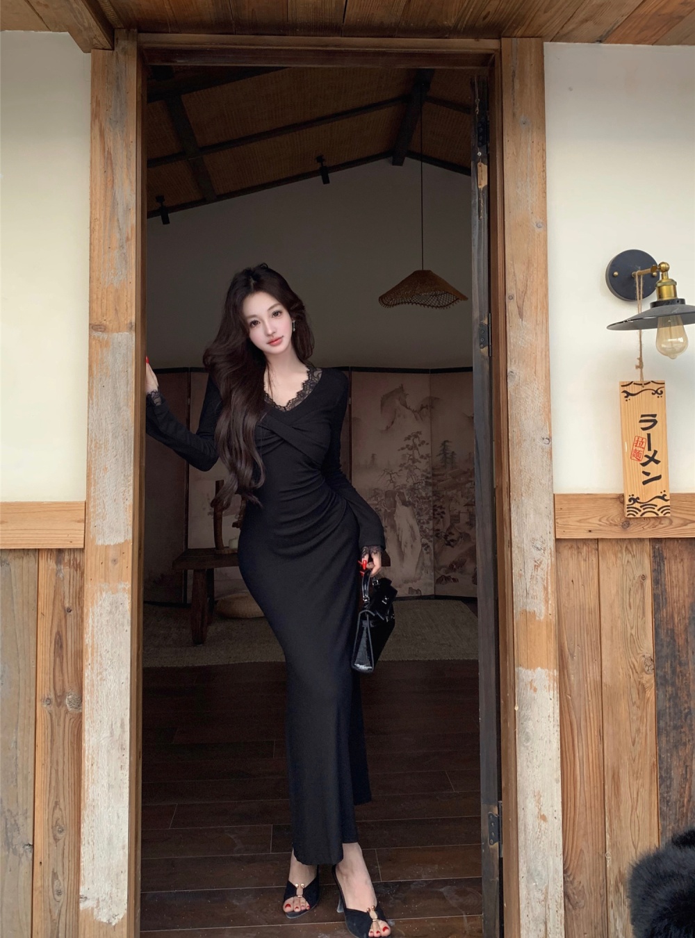 V-neck temperament knitted bottoming lace dress for women