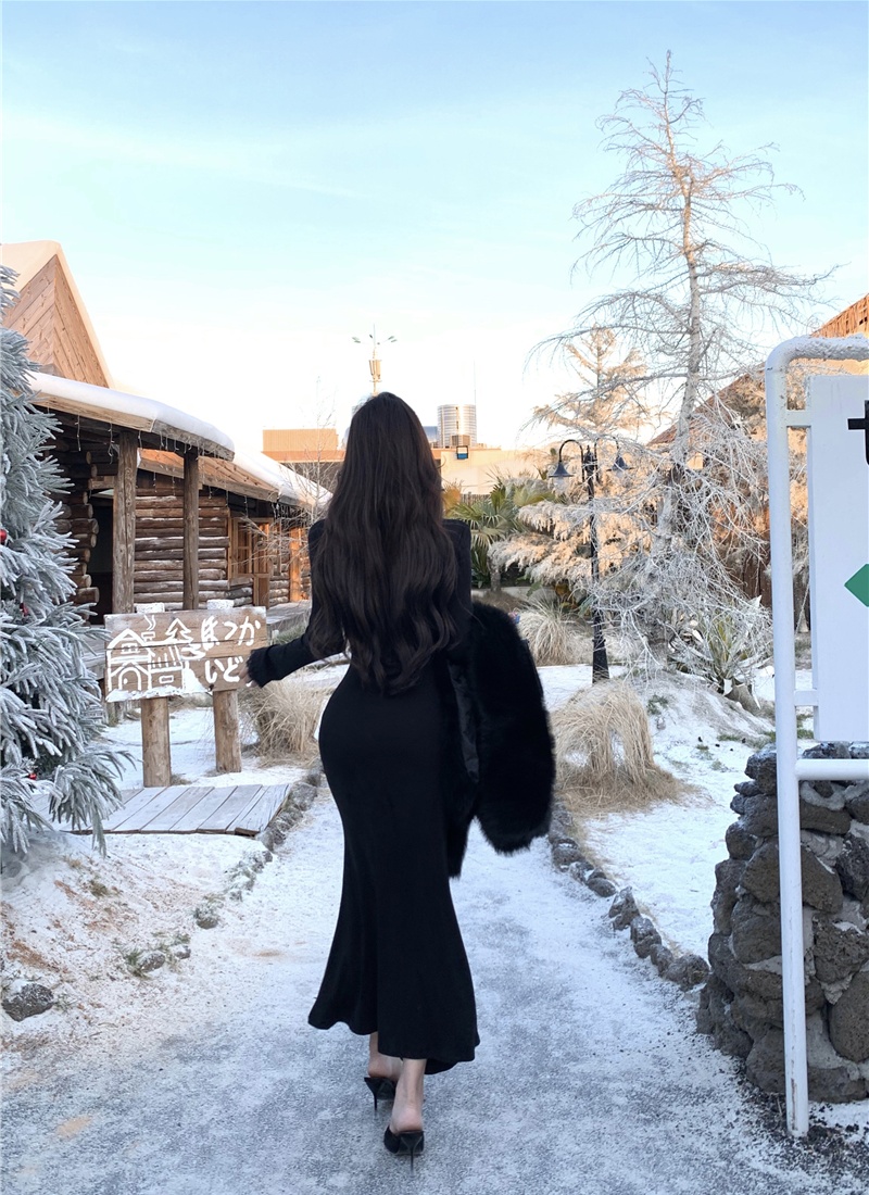 V-neck temperament knitted bottoming lace dress for women