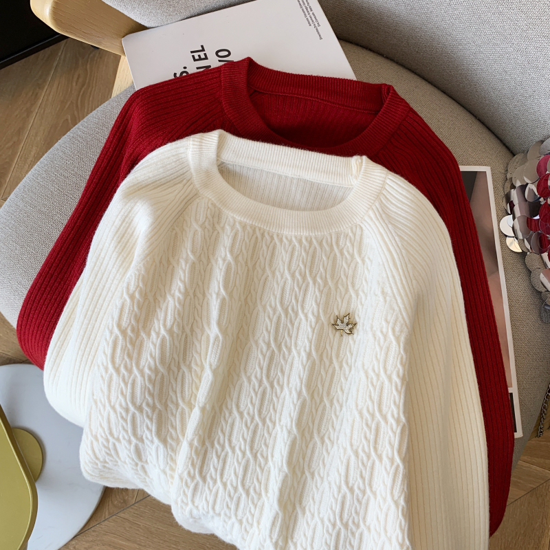 Pure fashion simple round neck twist sweater for women