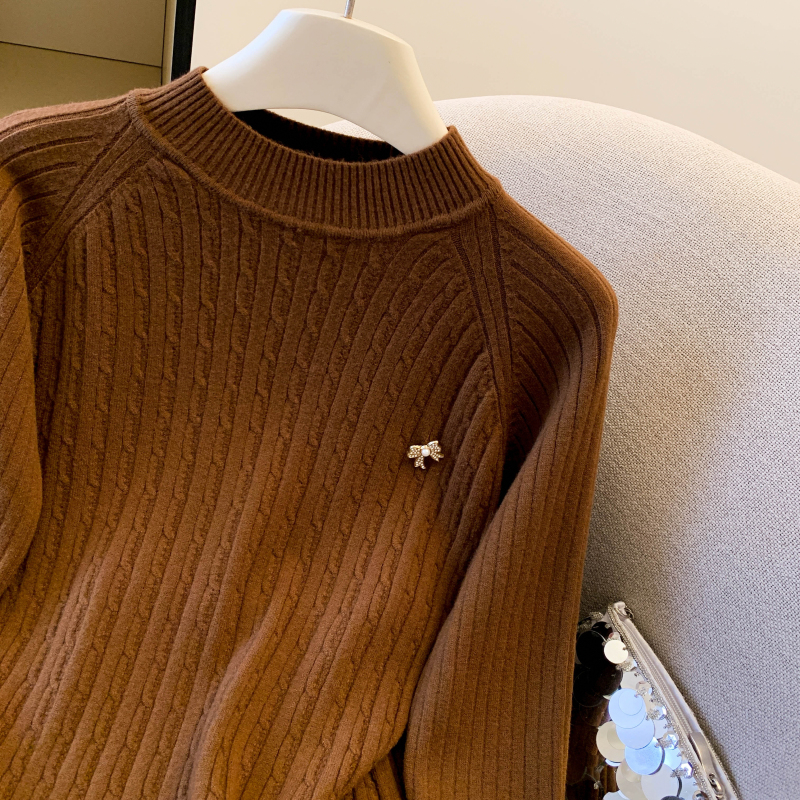 Pure twist temperament fashion sweater for women