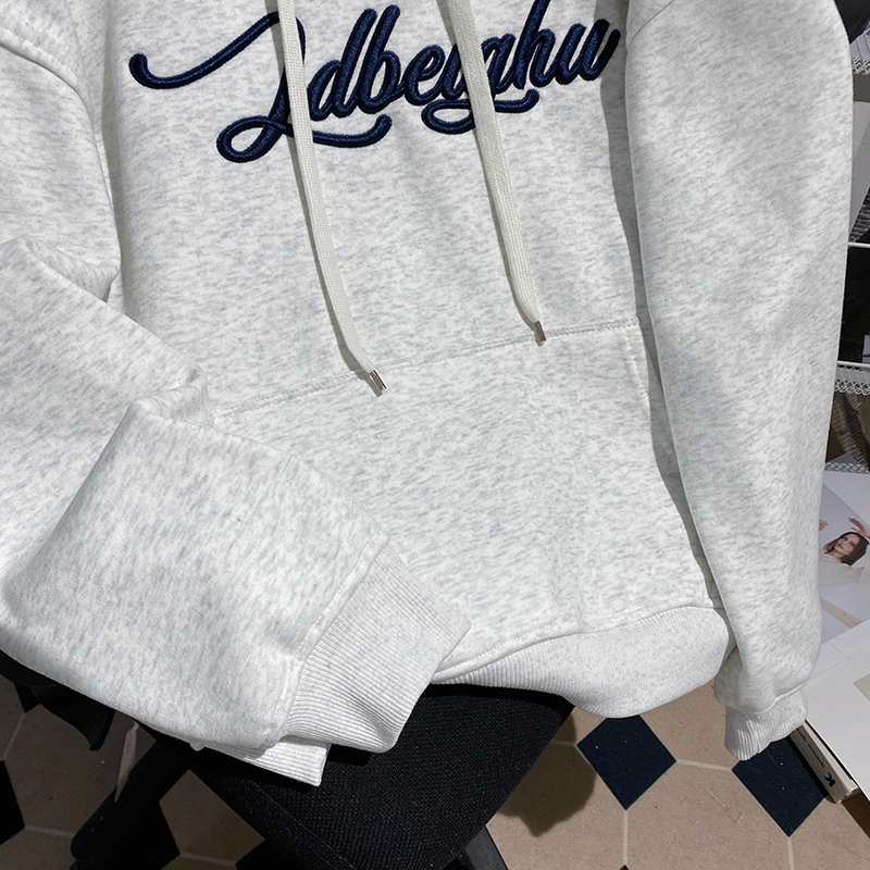 Korean style loose autumn and winter tops for women