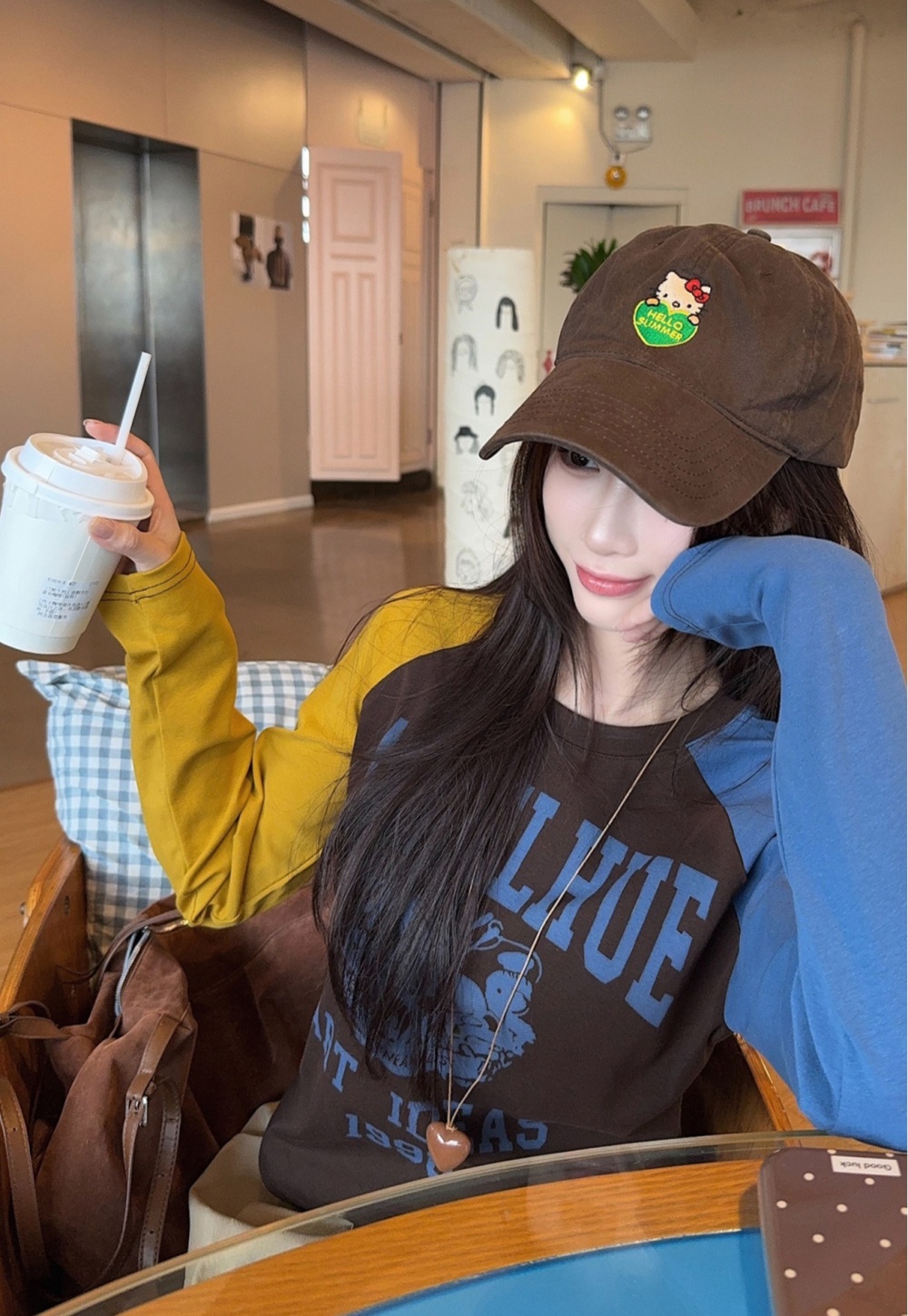 Round neck bottoming shirt tops for women