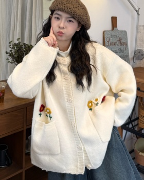 All-match embroidery sweater loose lazy coat for women
