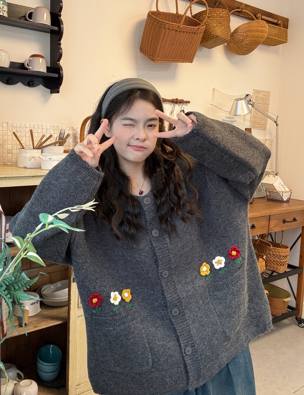 All-match embroidery sweater loose lazy coat for women